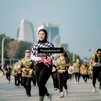 Runner Photo 6714256