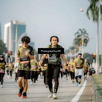 Runner Photo 6714274