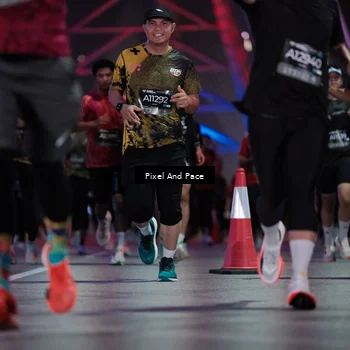 Runner Photo 6714316