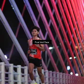 Runner Photo 6714327