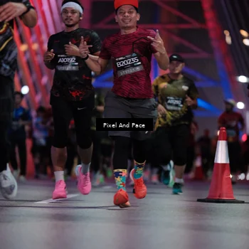 Runner Photo 6714330