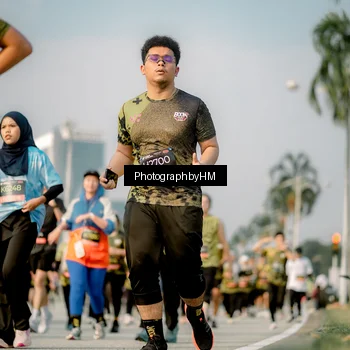 Runner Photo 6714335