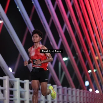 Runner Photo 6714352