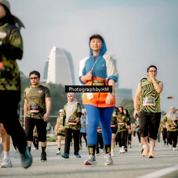 Runner Photo 6714354