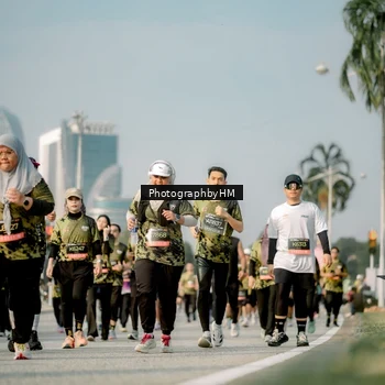 Runner Photo 6714379
