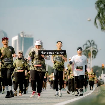 Runner Photo 6714383