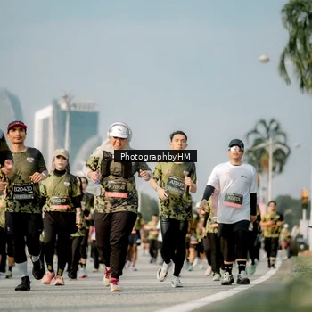 Runner Photo 6714386