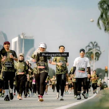 Runner Photo 6714387