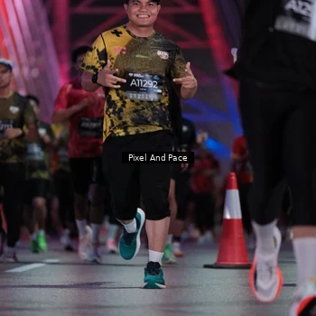 Runner Photo 6714392
