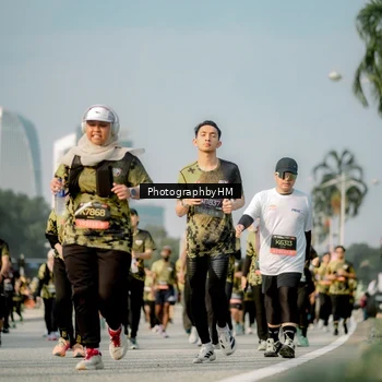Runner Photo 6714394