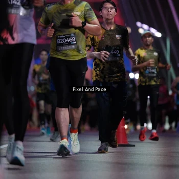 Runner Photo 6714395