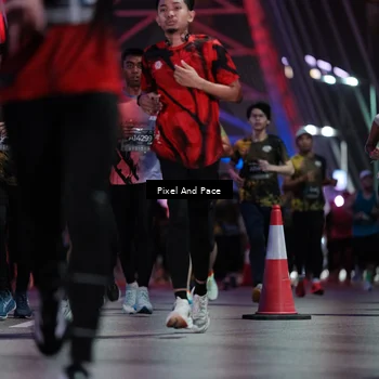 Runner Photo 6714413