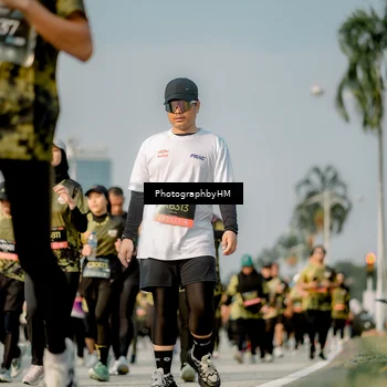 Runner Photo 6714414