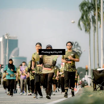 Runner Photo 6714424