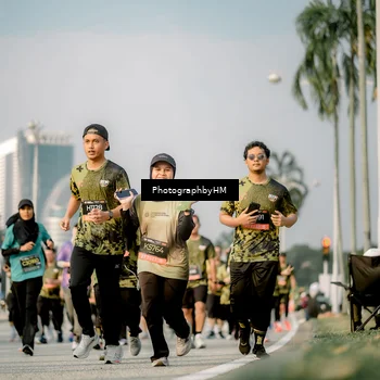 Runner Photo 6714428