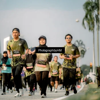 Runner Photo 6714432