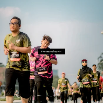 Runner Photo 6714476