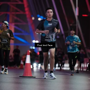 Runner Photo 6714485