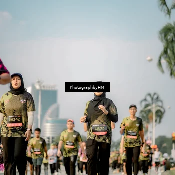 Runner Photo 6714488
