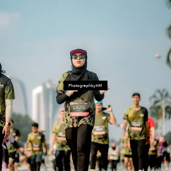 Runner Photo 6714496