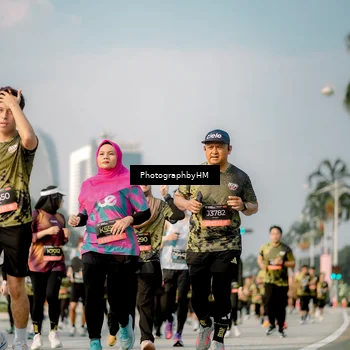 Runner Photo 6714520