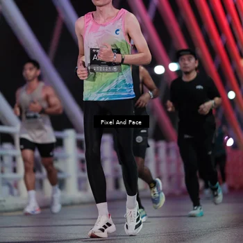 Runner Photo 6714524