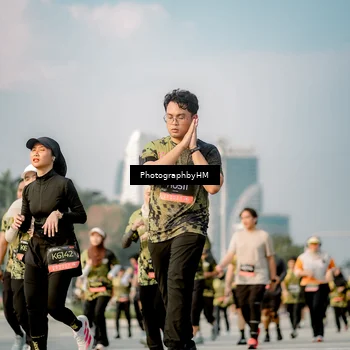 Runner Photo 6714542