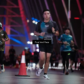 Runner Photo 6714548
