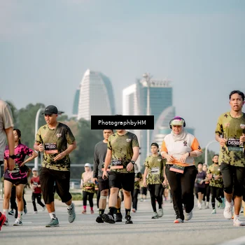 Runner Photo 6714561
