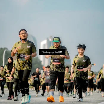 Runner Photo 6714591