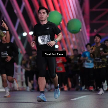 Runner Photo 6714592