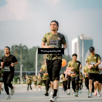 Runner Photo 6714596