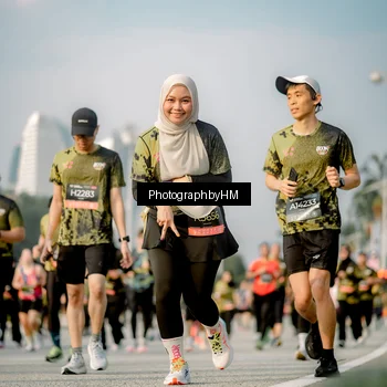 Runner Photo 6714610