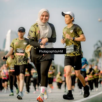 Runner Photo 6714612