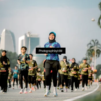 Runner Photo 6714613
