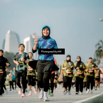 Runner Photo 6714619