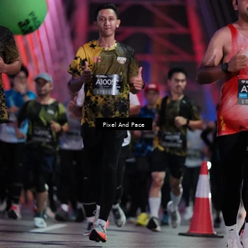 Runner Photo 6714625