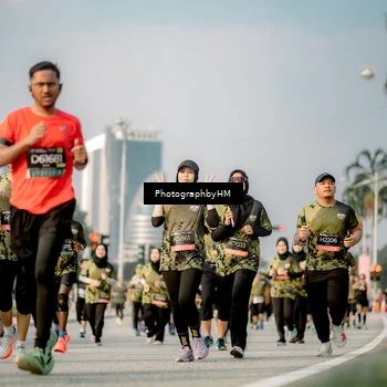 Runner Photo 6714627
