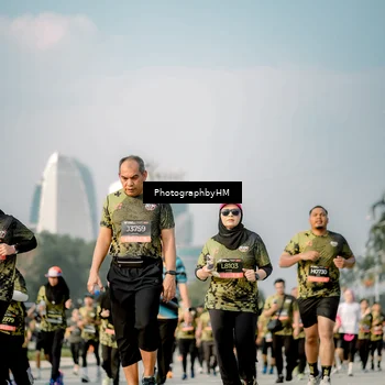 Runner Photo 6714656