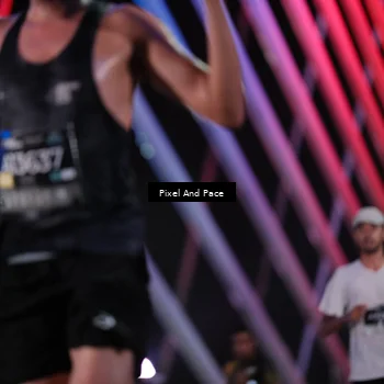 Runner Photo 6714663