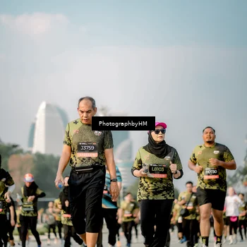 Runner Photo 6714664