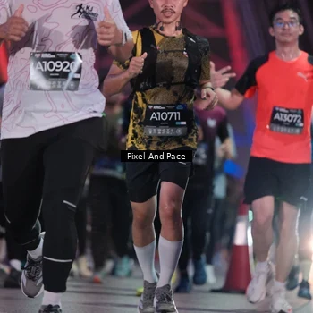 Runner Photo 6714672