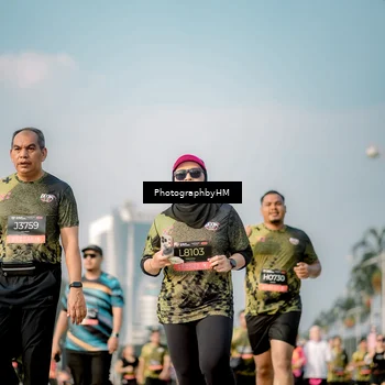 Runner Photo 6714676