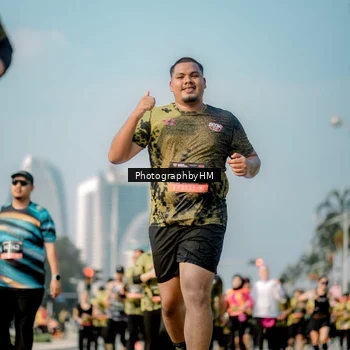 Runner Photo 6714688