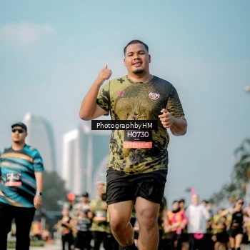 Runner Photo 6714689