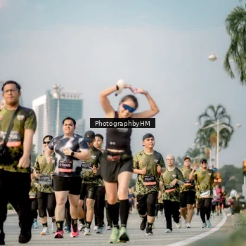 Runner Photo 6714724