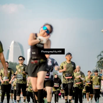 Runner Photo 6714738