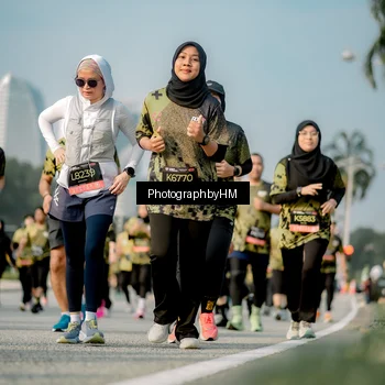 Runner Photo 6714787