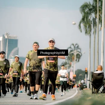 Runner Photo 6714789
