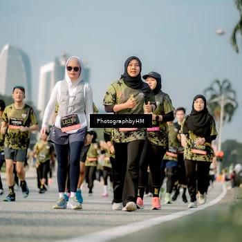 Runner Photo 6714791